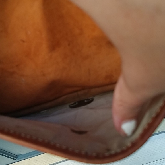 Vintage Leather Hand Tooled Crossbody Bag - Picture 4 of 5